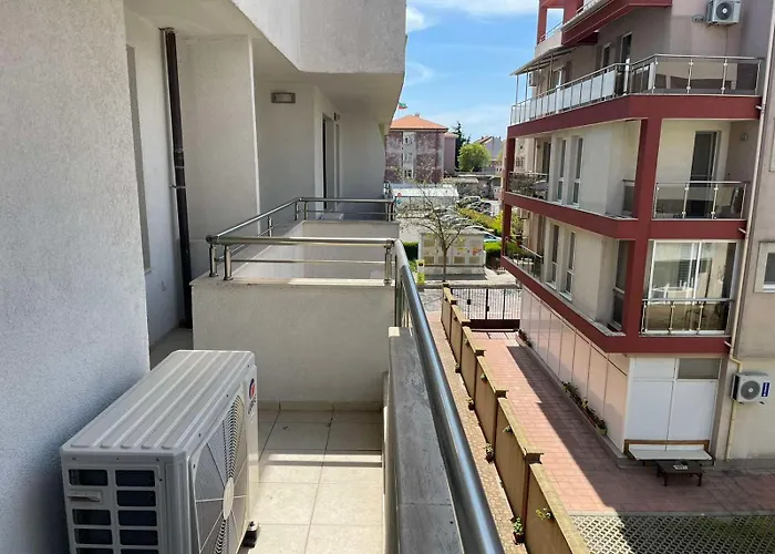 Apartman делукс лазур Pomorie